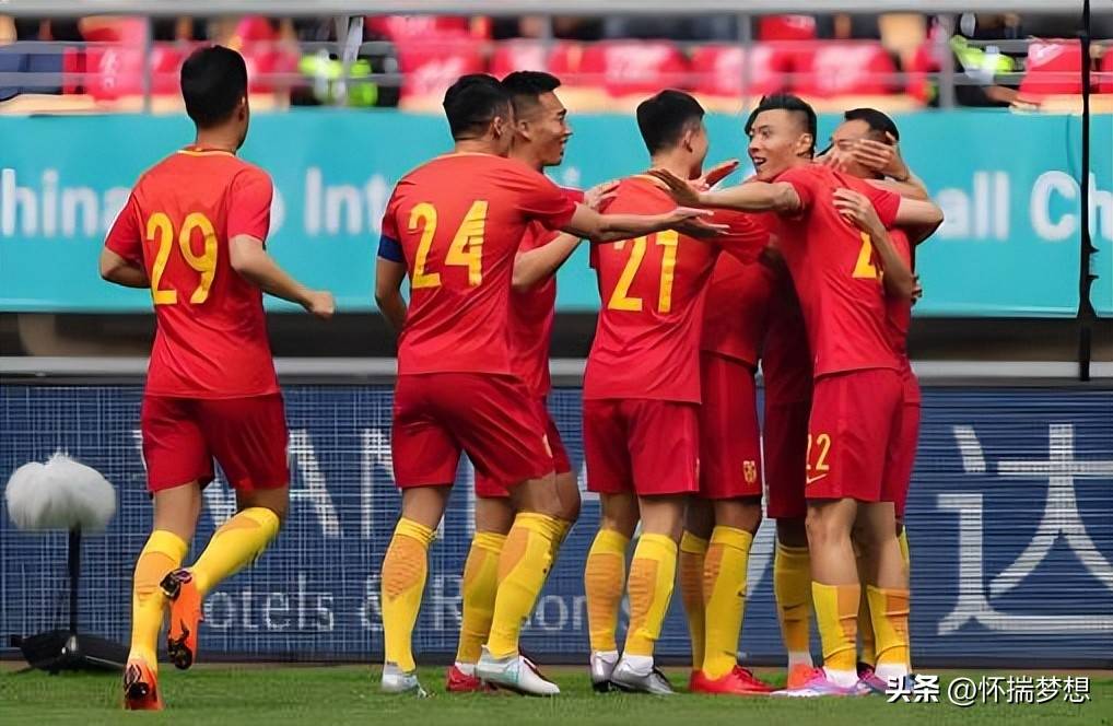11日：08锋霸登陆法甲，两小将留洋，王钰栋多特传闻辟谣